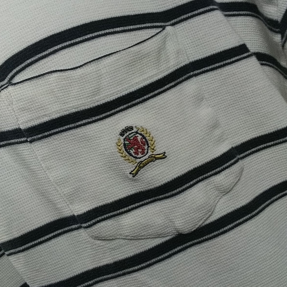 Shirt - Picture 2 of 4